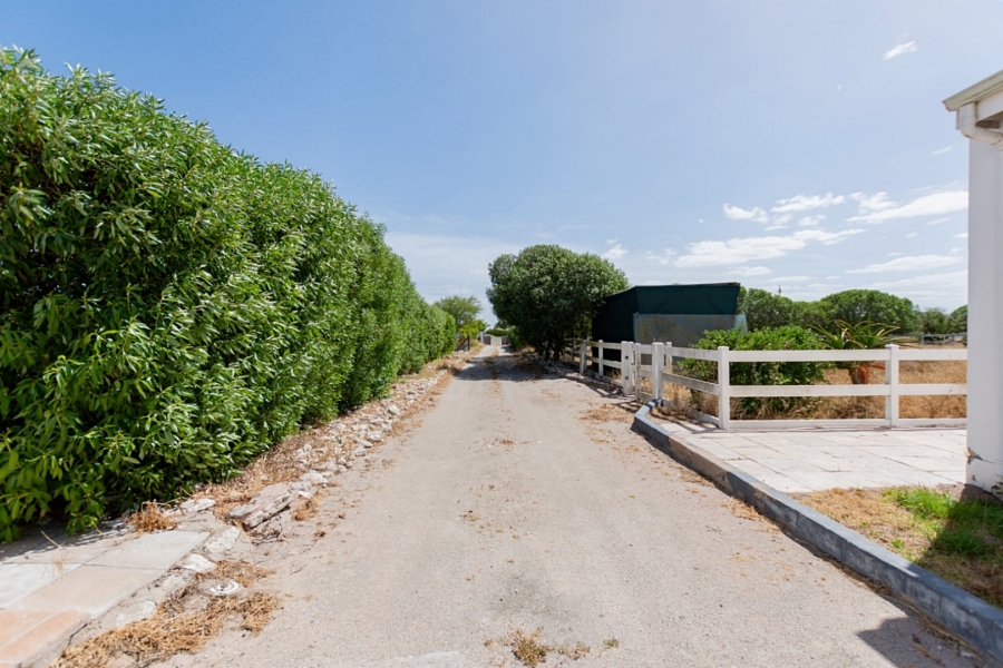 9 Bedroom Property for Sale in Long Acres Country Estate Western Cape